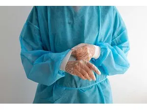 Как выбрать одноразовые халаты для пищевой промышленности